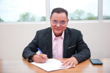 https://cdn.65news.com.br/storage/webdisco/2025/05/16/370x278/0ecdf5e6e99f2447ed7a7fc79f42dd9f.jpg