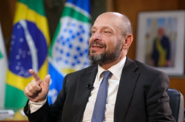 https://cdn.65news.com.br/storage/webdisco/2025/05/22/370x278/0e92e14d689effd84266b6994015c4bf.png