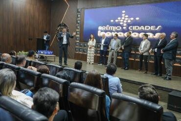 https://cdn.65news.com.br/storage/webdisco/2025/06/30/370x278/3246be8186a48d91be963712b80efac9.jpg