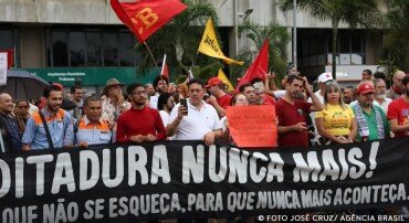 https://cdn.65news.com.br/storage/webdisco/2025/07/27/370x278/c1c845844880669a022c7ff20da81fb6.jpg