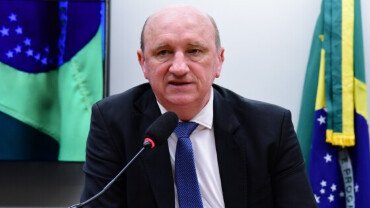https://cdn.65news.com.br/storage/webdisco/2025/10/09/370x278/f913f215ce80f1a7aaf7856f7359afcd.jpg