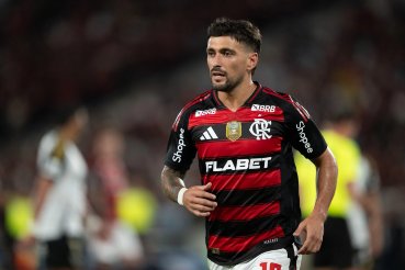 Arrascaeta é o jogador com mais participações em gols no Brasileirão 2025