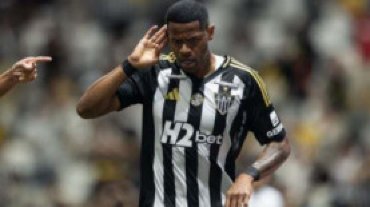 Corinthians tenta contratação de artilheiro da Libertadores 