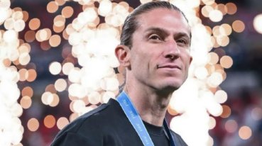 Filipe Luís pode se tornar técnico mais vitorioso do Flamengo com título da Recopa