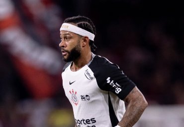 Memphis ironiza arbitragem e detona sintético de jogo do Corinthians