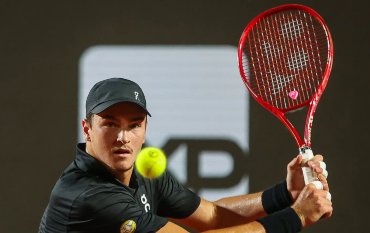 João Fonseca analisa derrota e foca em semifinal de duplas no Rio Open