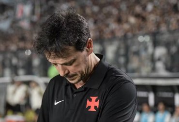 Pressão interna faz Pedrinho ceder, e Diniz é pego de surpresa com demissão no Vasco